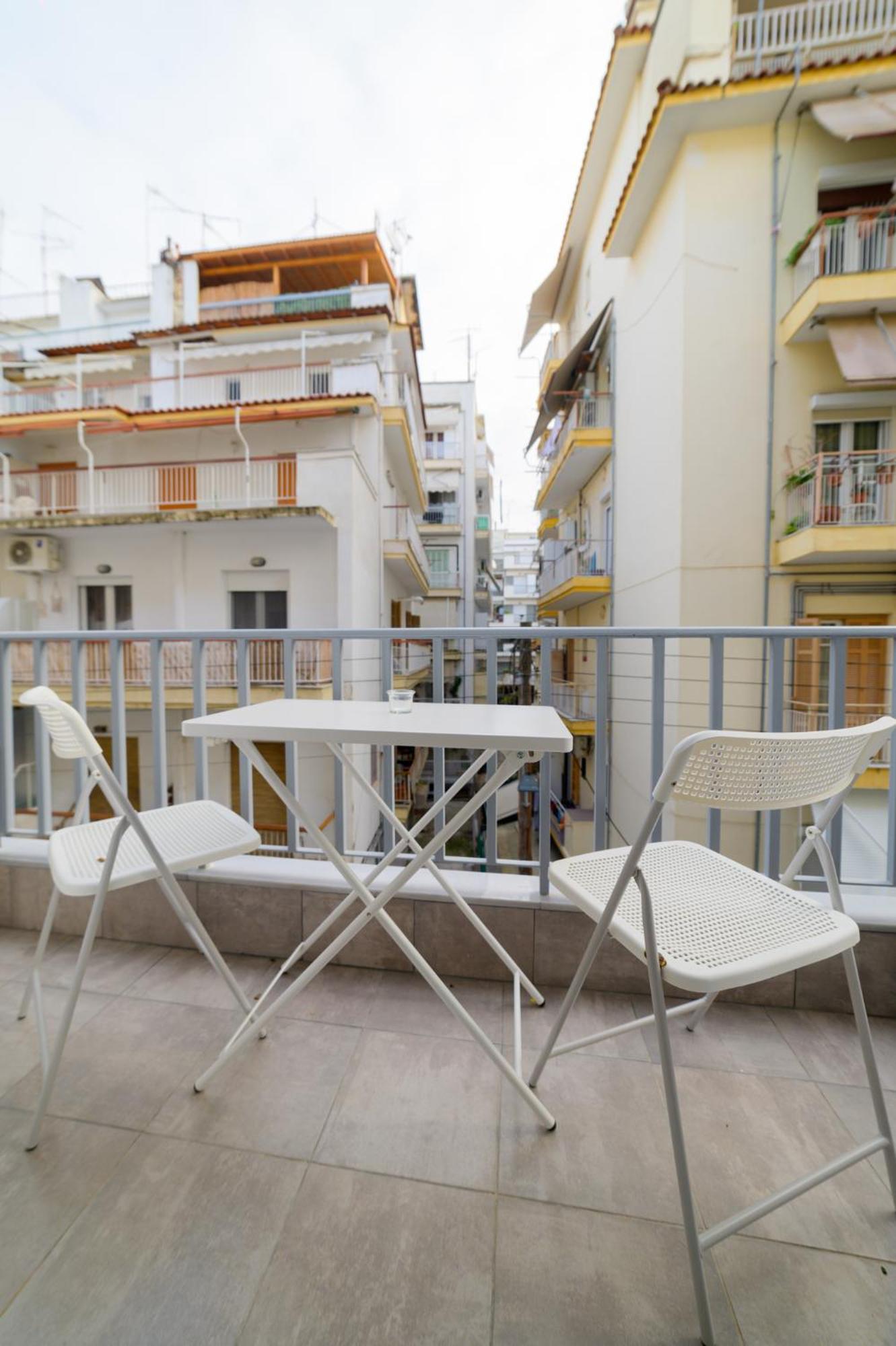 New Modern 2Nd Floor Apartment سالونيك المظهر الخارجي الصورة